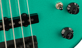 BLACK HARDWARE & “F” LOGO KNOBS เบสไฟฟ้า Fender Boxer Series Precision Bass