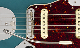 VINTAGE-STYLE JAGUAR TREMOLO