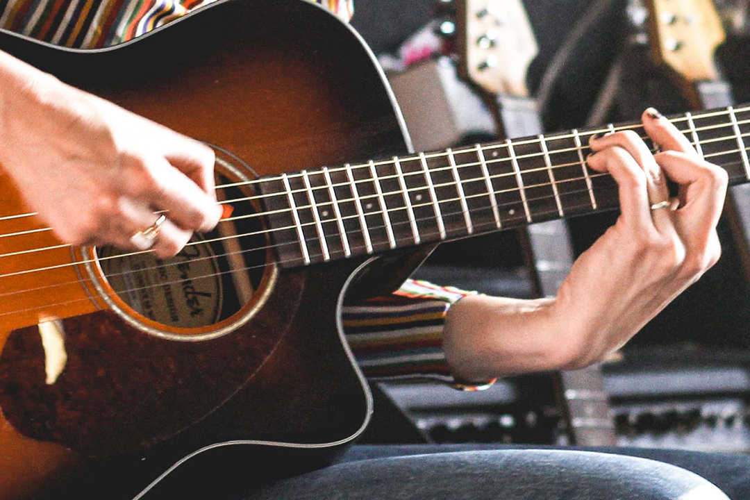ギター演奏前のたった3分のウォームアップ術 Fender